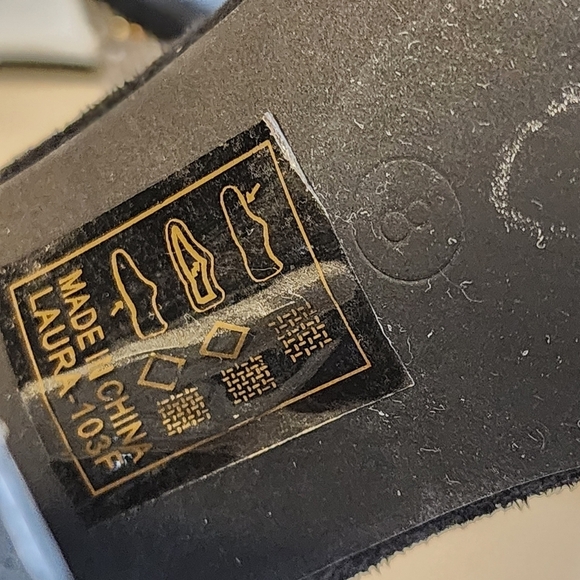 FASHION NOVA Black Strappy Studded Heels Sandals size 8 - Picture 10 of 11